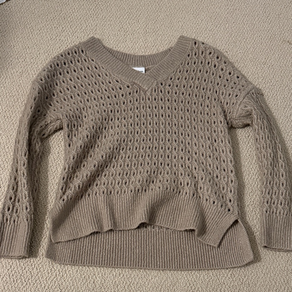 Social Tourist Women's Taupe Knit Sweater